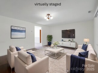 530 Whispering Hills Dr Unit 4, Hendersonville, NC 28792