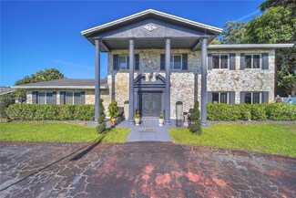 2670 SW 87th Ave, Davie, FL 33328