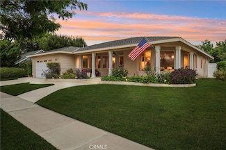 11272 Weatherby Rd, Los Alamitos, CA 90720