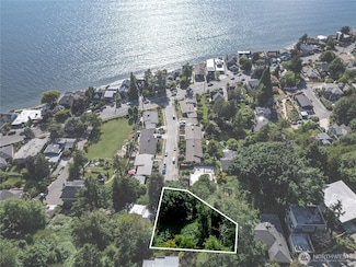 5400 SW Beach Drive Terrace, Seattle, WA 98116