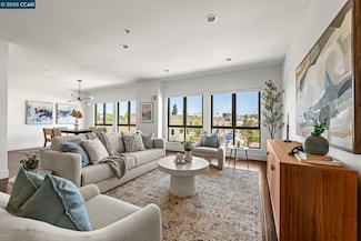 438 W Grand Ave Unit 410, Oakland, CA 94612