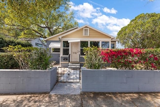 3726 Prescott St N, Saint Petersburg, FL 33713