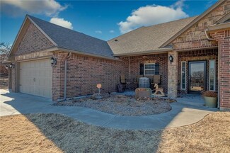 9221 Conners Way, McLoud, OK 74851