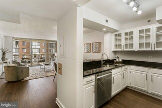 1200 Braddock Place Unit 404, Alexandria, VA 22314