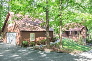 238 Jenkins Mill Dr, Westminster, SC 29693