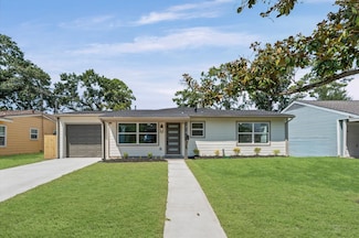 1818 Nina Lee Ln, Houston, TX 77018