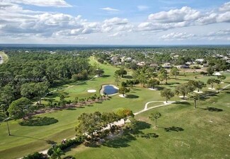 6767 Columbus Blvd, Sebring, FL 33872