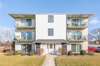 7305 W 85th Place Unit 3A, Bridgeview, IL 60455
