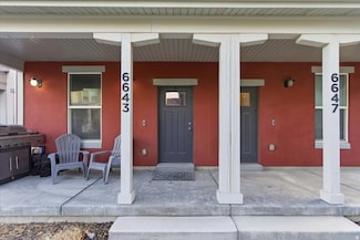 6643 W Skip Rock Rd, South Jordan, UT 84009