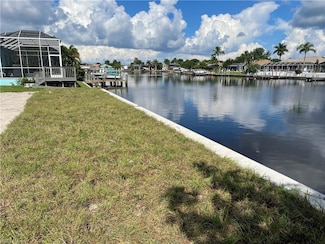 3241 SW 8th St, Cape Coral, FL 33991