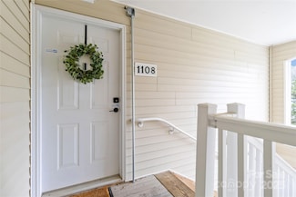 1108 Plaza Walk Dr Unit 1108, Charlotte, NC 28215