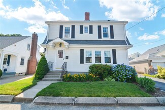 7 Felsmere Ave, Pawtucket, RI 02861
