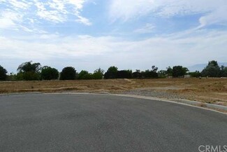 7800 Golden Star Ave, Riverside, CA 92506