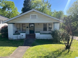 1525 Mountain Dr, Birmingham, AL 35217