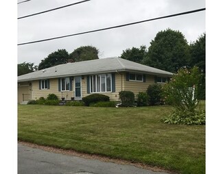 102 Caroline Ave, Somerset, MA 02725