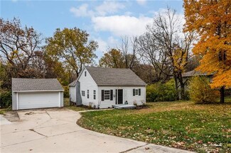 8500 W 78th St, Overland Park, KS 66204