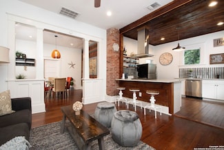 101 Muncey, San Antonio, TX 78202