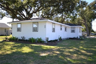 111 Schexnayder Ln, Hahnville, LA 70057