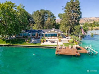692 Hyacinth Rd, Manson, WA 98831