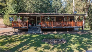 39371 Golden Valley Dr, Lebanon, OR 97355