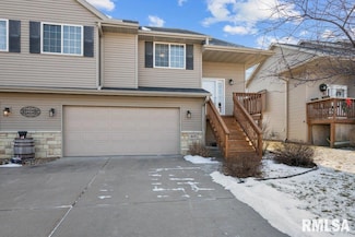 1635 E Lomar St, Eldridge, IA 52748