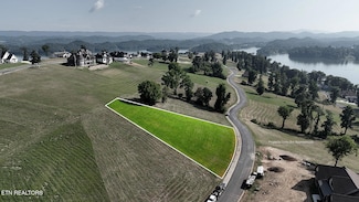 2429 Starboard Crest Rd, Morristown, TN 37814