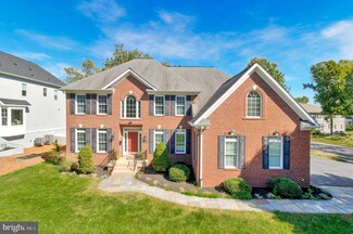 1755 Anderson Rd, Falls Church, VA 22043