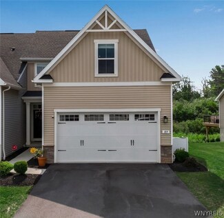 189 Sandstone Cir, Grand Island, NY 14072