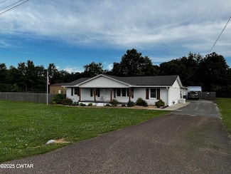 2027 Middle Rd, Milan, TN 38358