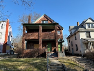 230-232 Lora Ave, Youngstown, OH 44504