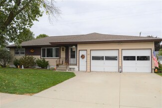 604 W Spring St, Waupun, WI 53963