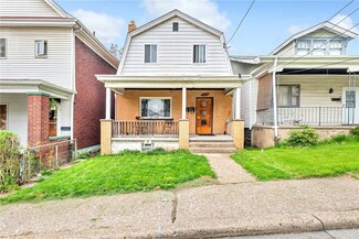 818 Lamont St, Mc Kees Rocks, PA 15136