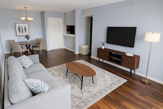 8433 Hearth Dr Unit 35, Houston, TX 77054