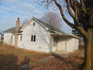 817 E 350 S, Bluffton, IN 46714