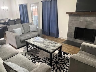 8600 Coppertowne Ln Unit 2100T, Dallas, TX 75243