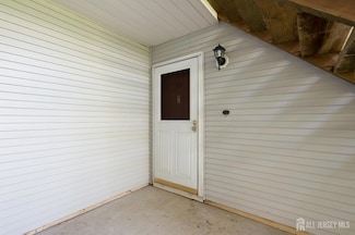 98 Griggs Place, East Brunswick, NJ 08816