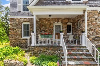 50 Freedom St, Hopedale, MA 01747