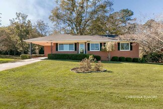 60 Lakeview Dr, Hawkinsville, GA 31036