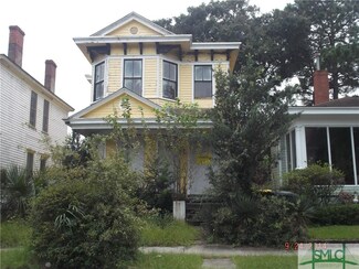 305 W 39th St, Savannah, GA 31401