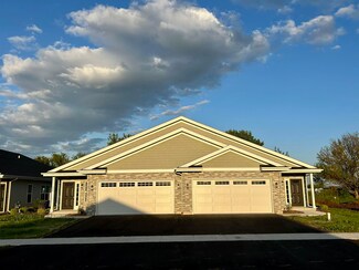 896 Fuller Ln, Belvidere, IL 61008