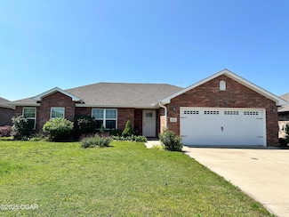 4030 E 23rd St, Joplin, MO 64804