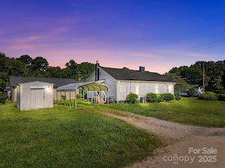 1052 E 22nd St, Kannapolis, NC 28083