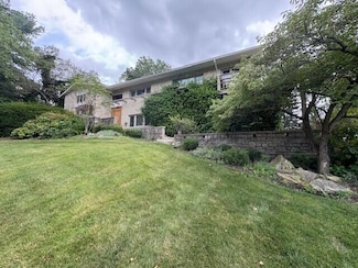 2820 Margate Rd, Columbus, OH 43221