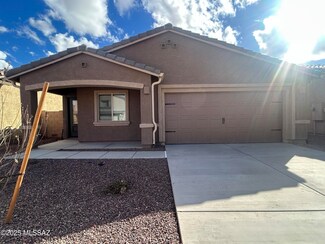 21971 E Wayward Ln, Red Rock, AZ 85145