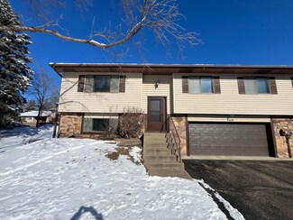 4787 Avon St, Saint Paul, MN 55126