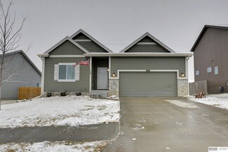 7016 N 167th St, Bennington, NE 68007