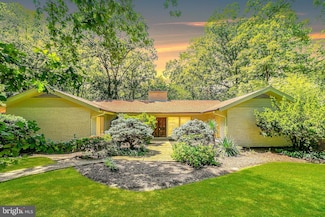 109 Goodloe Dr, Fredericksburg, VA 22401