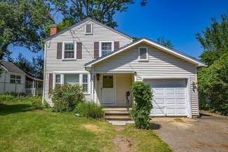 112 Harmon Ave, Springfield, MA 01118