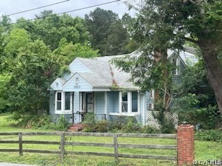 5820 Hermitage Rd, Henrico, VA 23228