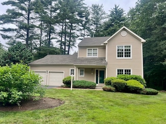 8 Stonegate Ln Unit 135, Bedford, MA 01730